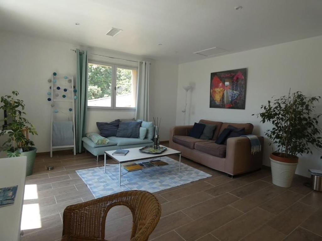 Villa Pierre Blanche Le Calme A 5Mn Du Centre Ville Nîmes Kültér fotó