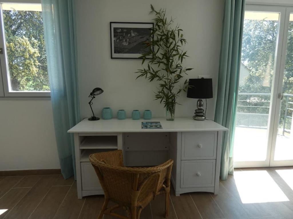 Villa Pierre Blanche Le Calme A 5Mn Du Centre Ville Nîmes Kültér fotó